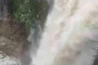 Yoğun yağışlar, Şeyhandede Şelalesinin debisini arttırdı