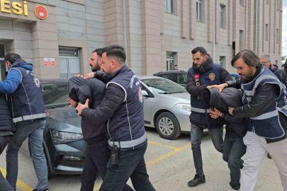 Yozgat’ta 53 düzensiz göçmen yakalandı