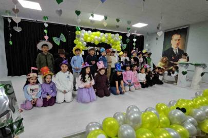 Zonguldak’ta miniklerden renkli mesaj, şapkalarıyla empati vurgusu yaptılar