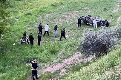 Adıyaman’da otomobil tarlaya uçtu: 4 yaralı
