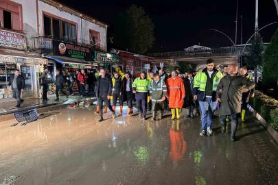 AFAD: "Su baskınlarının yol açtığı olumsuzlukları bertaraf etmek üzere bin 513 personel ve 196 AFAD gönüllüsü ile müdahale hizmetleri yerine getirilmiştir"