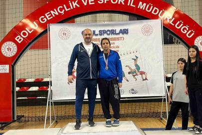 Afyonkarahisarlı güreşçi Türkiye ikincisi oldu