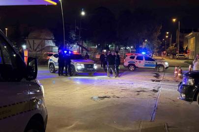 Akaryakıt istasyonunda bıçaklı kavga: 1 ölü, 2 yaralı
