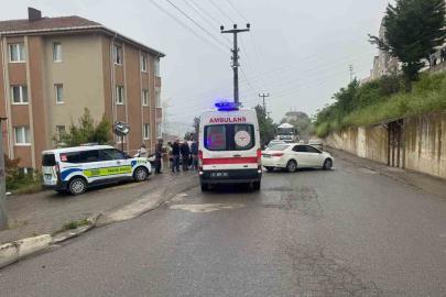 Alaplı’da motosiklet kazası kamerada: 1 yaralı
