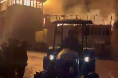 Amasra’da bir evde çıkan yangın köy konağına ve camiye sıçradı