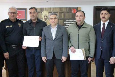 Amasya’da hayat kurtaran polisler: "Heimlich manevrasını hiç tereddüt etmeden uyguladık"