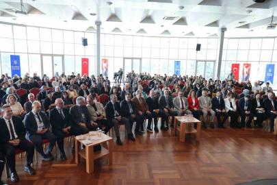 Anadolu’nun seramik kültürü Bursa’da konuşuldu