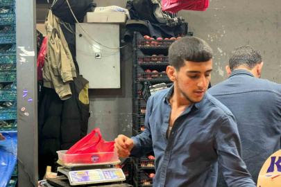 Ankara’da bayram öncesi alışveriş yoğunluğu Ulus Hali’ne de yansıdı