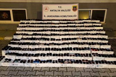 Antalya’da 10 milyon TL’lik gümrük kaçağı ürün ele geçirildi