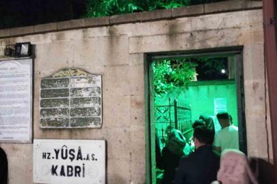 Arefe günü vatandaşlar Yuşa Tepesi’ne akın etti