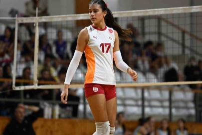 Asya Gülmez, U-16 Milli Voleybol Takımı gelişim kampına davet edildi