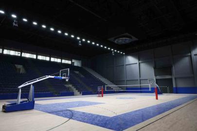 Aydın’da 3 bin kişilik spor salonunda sona gelindi