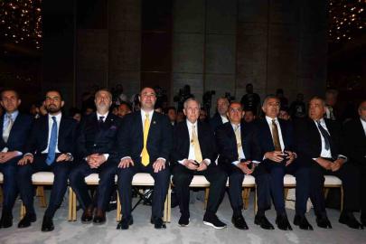Aziz Yıldırım: "En büyük Fener sezonu başlamıştır"