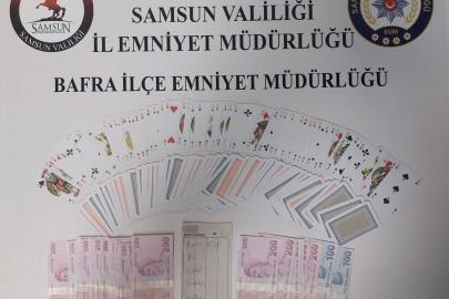 Bafra’da kıraathaneye kumar baskını: 5 kişiye 58 bin TL ceza