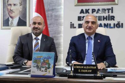Bakan Ersoy’dan AK Parti Eskişehir İl Başkanlığı’na ziyaret