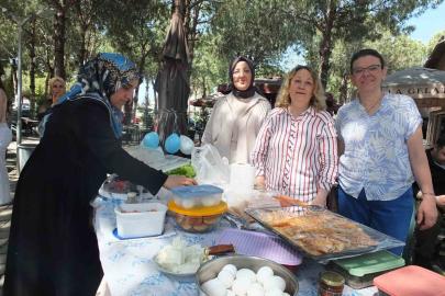 Balıkesir’de Çölyaklılar geleneksel kahvaltıda buluştu