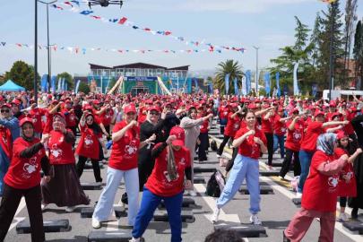 Başkan Büyükakın: "Kocaeli’nin kadınlarını 32 ton hafiflettik"