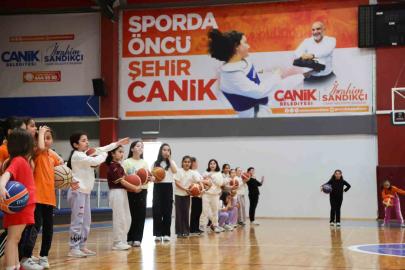 Başkan Sandıkçı: "Canik’te geleceğin şampiyonlarını keşfediyoruz"