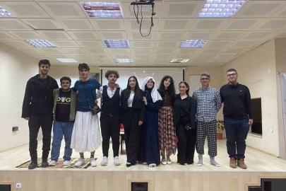 Bayburt Gençlik Merkezi tiyatro ekibinden sezon finali