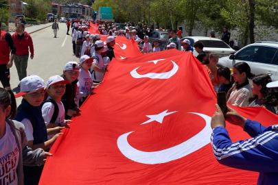 Bayburt’ta ’Gençlik Yürüyüşü’ düzenlendi