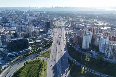 Bayramın ilk günü yollar boş kaldı