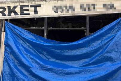 Bayrampaşa’da gece saatlerinde dükkandan alevler yükseldi