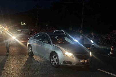 Bodrum girişinde bayram yoğunluğu: Polis ekiplerinden sıkı denetim