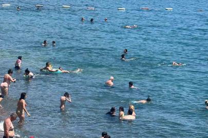 Bodrum sahillerinde bayram yoğunluğu