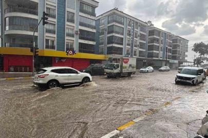 Bozdoğan’da sağanak yağış sonrası ekipler sahada