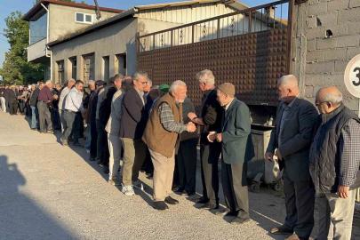 Bu kuyruğun sonu görülmedi