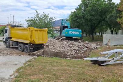 Buldan Şehir Stadı’nda yenileme çalışmaları başladı
