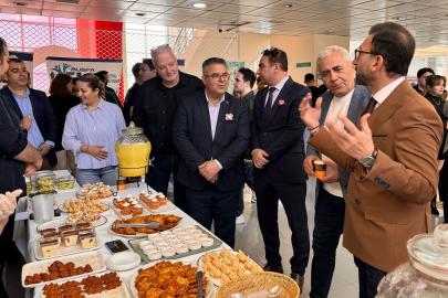 Burhaniye’de üniversitelilerin bahar coşkusu