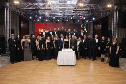 Bursa’da mesleğin duayeni içmimarlara ödül