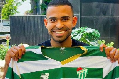 Bursaspor’da 4 yıllık yabancı hasreti bitti: Juergen Elitim, resmen Timsah oldu