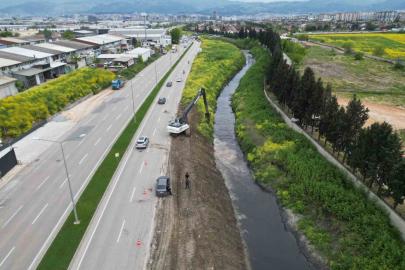 Büyükşehir Nilüferin derelerini ıslah ediyor