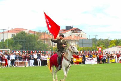 Datça’da atlı gösteri ayakta alkışlandı