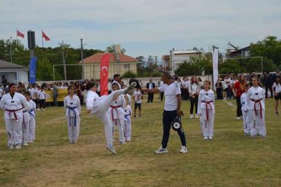 Didim’deki kutlamalarda gösteriler büyük beğeni topladı