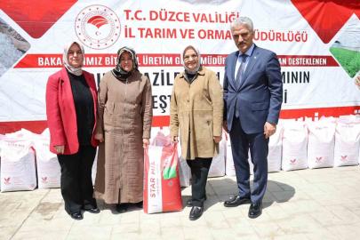 Düzce’de çiftçilere yem bitkisi tohumu dağıtıldı