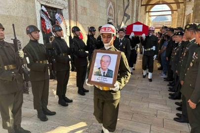 Edirne’de Kıbrıs Gazisi Celal Koç son yolculuğuna uğurlandı