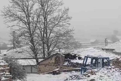 Eskişehir’in kırsalı mayıs ayında beyaza büründü