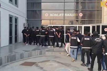 Esnafı sözde korumayla haraca bağlayan ve kadınlara zorla fuhuş yaptıran örgüte operasyon: 28 tutuklama