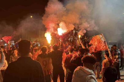 Galatasaray’ın şampiyonluğu Adıyaman’da kutlandı