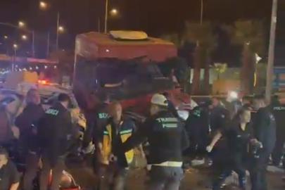 Giresun’da tır iki otomobile çarptı: 5 ölü, 6 yaralı