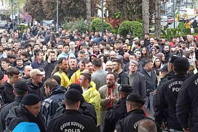 Havza’da "afet bölgesi" çağrısı: Vatandaşlardan belediye önünde tepki