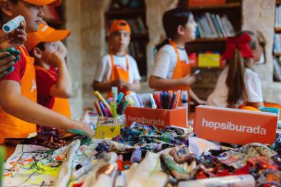 Hepsiburada’dan Mardin Bienali’nde çocukların sanat yolculuğuna destek