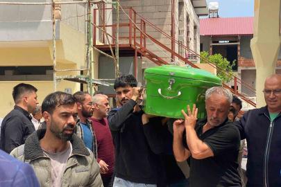 Heyelanda hayatını kaybeden 15 yaşındaki çocuk son yolculuğuna uğurlandı