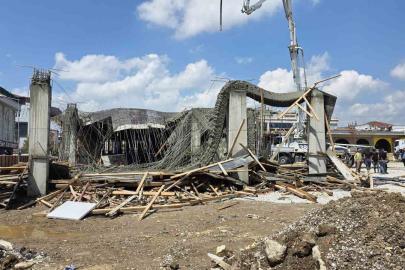 İnşatta beton dökülürken kalıp çöktü: 1 işçi yaralandı