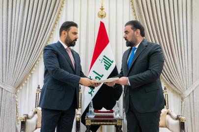 Irak Başbakan Adayı Zeydi, hükümet programını Irak Meclis Başkanlığına sundu
