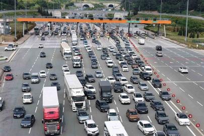 İstanbul’dan kaçış başladı