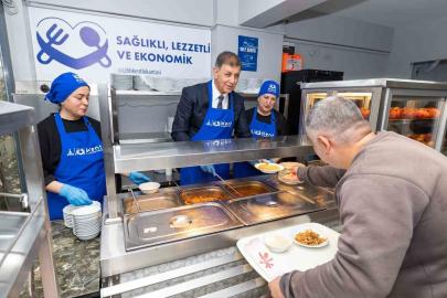 İzmir’in Kent Lokantaları dar gelirliyi rahatlattı